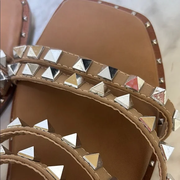 Steve Madden Skyler Tan Studden Sandals 8 WORN ONCE - Picture 14 of 14
